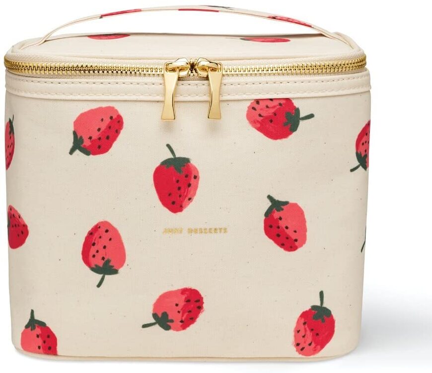 https://cdn0.careeraddict.com/uploads/article/59688/25_Kate_Spade_lunch_tote.jpg